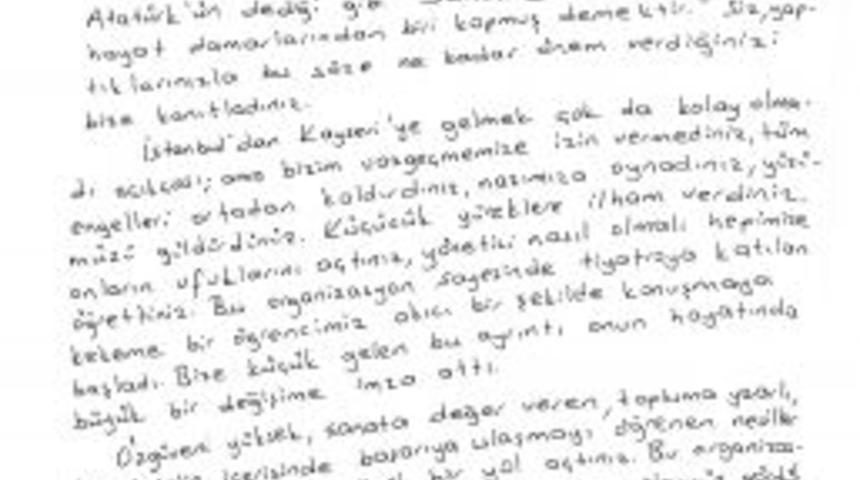 Tiyatro Festivali Y&uuml;z G&uuml;ld&uuml;r&uuml;yor