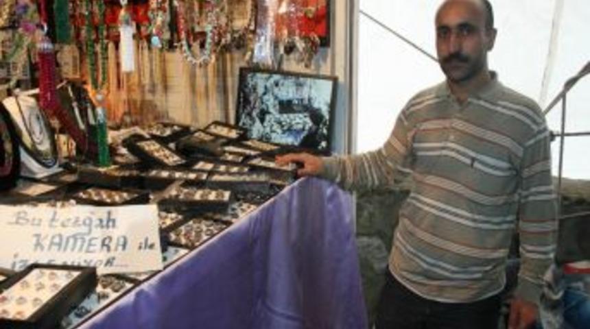 Hırsızlardan Bıkan Pazarcı Kendi Mobese'sini Kendi Yaptı