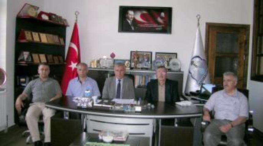 Niksar'da Şiir Yarışması Ile Yeni Şairler Keşfedildi