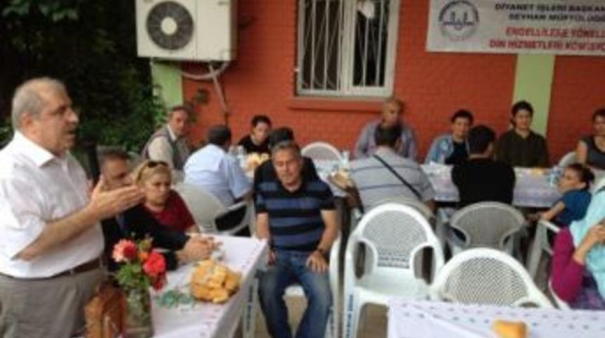 M&uuml;ft&uuml;l&uuml;k engellileri unutmadı