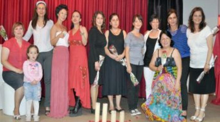 'elalem Ne Der'  K&ouml;yceğiz'de Sahnelendi