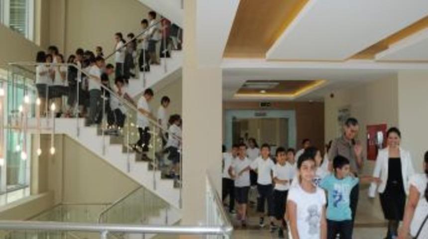 Hava Yastıklarını &Ccedil;alan Tamirci Yakalandı