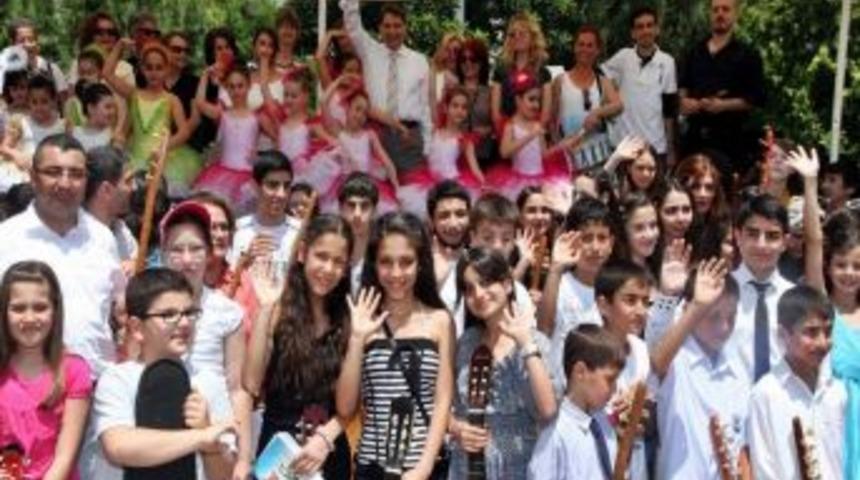 Kursları Tamamladılar H&uuml;nerlerini Sergilediler