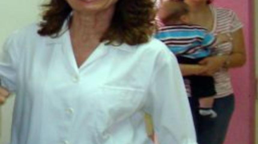 Prof. Dr. Esen Demir: 41 &Ccedil;ocuğa S&uuml;t Alerjisi Tedavisi Uyguluyoruz