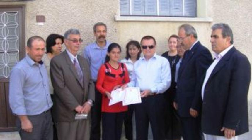 S&ouml;ke Kaymakamlığı Sosyal Yardımlaşma Vakfı'ndan Şehit Ailesine Ev