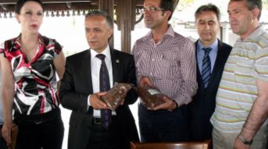 Kosova Heyetine Veda Yemeği Verildi