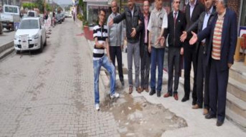 Yozgat Esnafı Caddelerinin Asfaltlanmasını Istiyor
