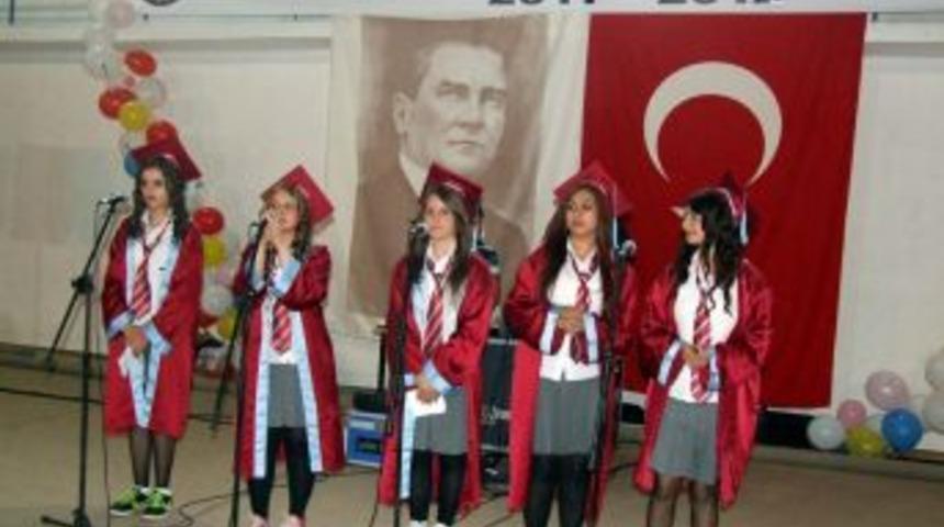 &Ccedil;an Lisesi'nden 116 &Ouml;ğrenci Mezun Oldu