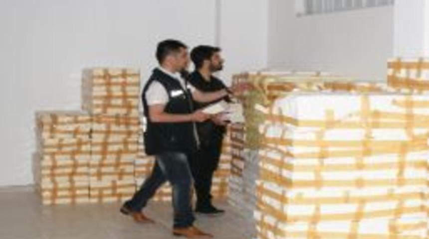 Bağcılar'da Korsan Kitap Operasyonu