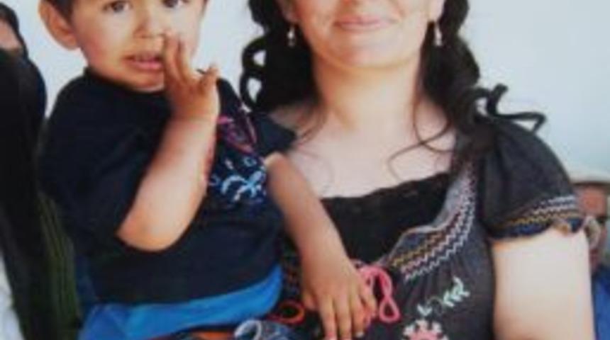 Kayıp Anne-oğul Karasu Nehri'nde Aranıyor