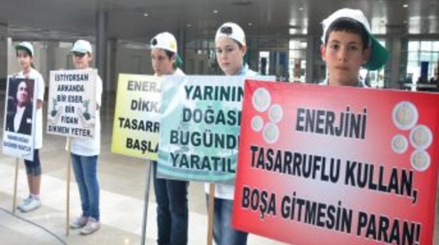 Miniklerden Temiz &Ccedil;evre &Ccedil;ağrısı