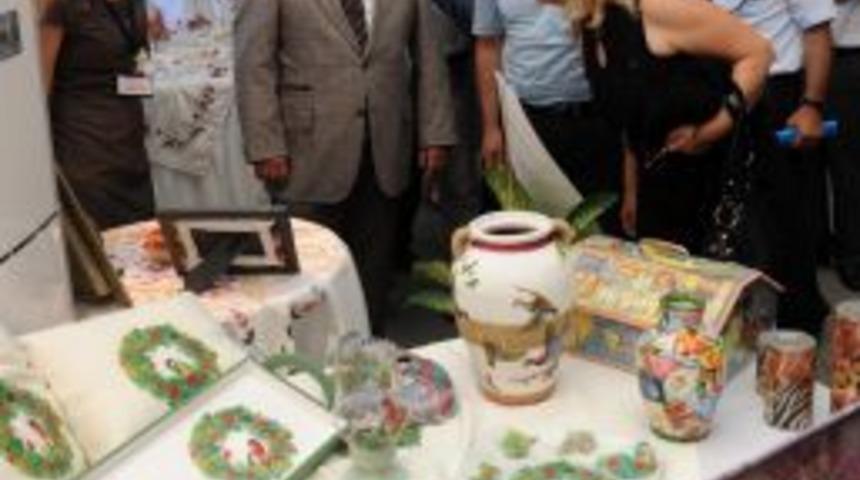 El Emeği &Uuml;r&uuml;nler Sergileniyor