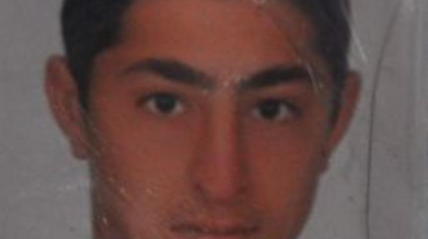 Kontrolden &Ccedil;ıkan Motosiklet Devrildi: 1 Yaralı