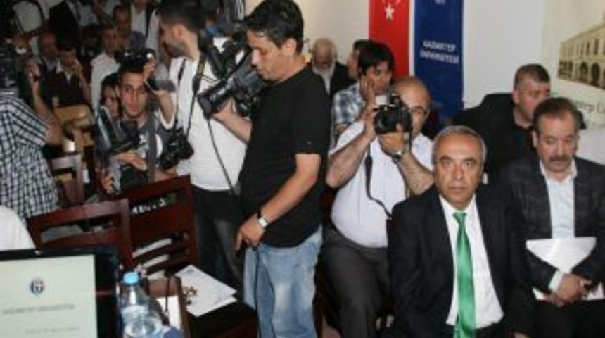 Rekt&ouml;r Coşkun Hizmetlerini Anlattı