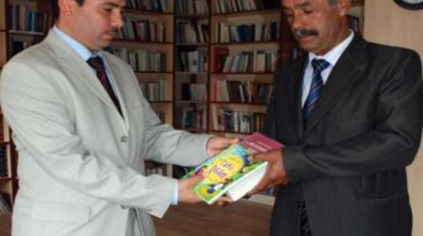 M&uuml;ft&uuml;l&uuml;kten K&uuml;t&uuml;phaneye Kitap Seti