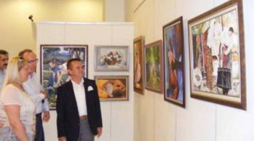 Söke'de Halk Eğitimin Resim Kursunun Sergisi Beğeni Topladı