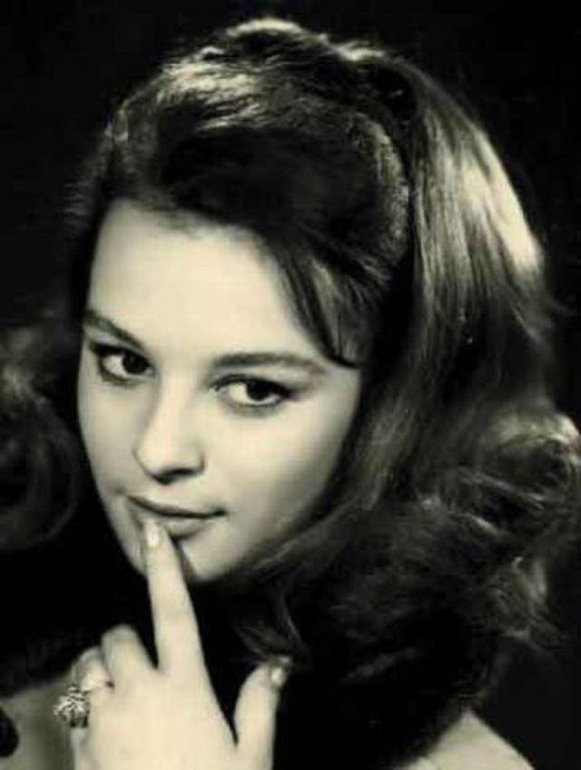 EV SAHİBİNİN KIZI SAYESİNDE &Uuml;NL&Uuml; OLDU 1