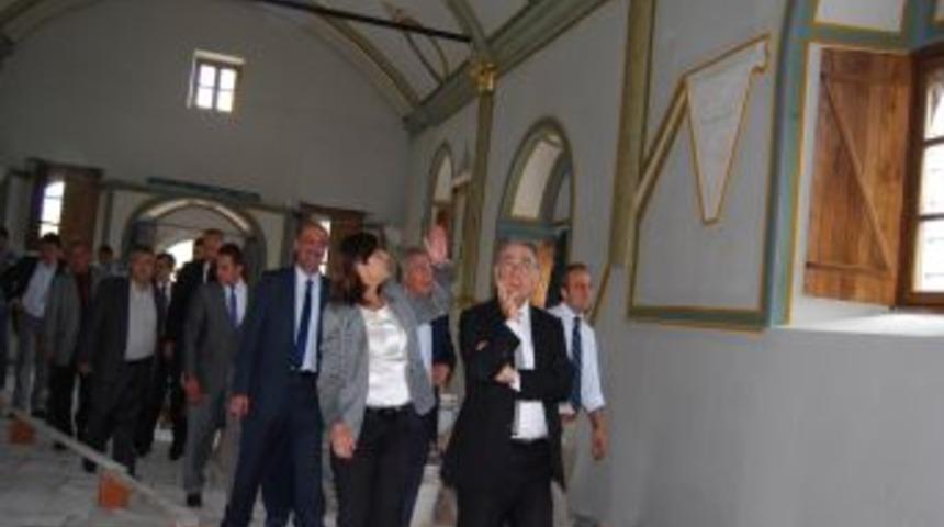 Ege Belediyeler Birliği Enc&uuml;meni Kula'da Toplandı