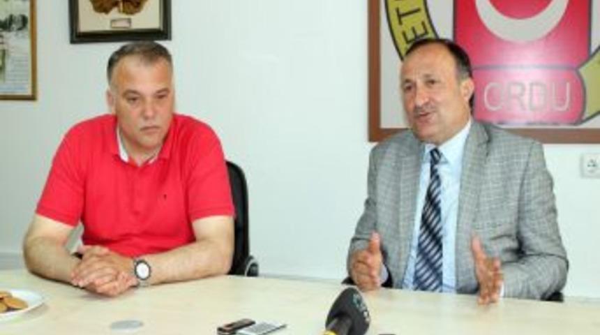 Arif &Ccedil;elenk, Ordu Gazeteciler Cemiyeti'ni Ziyaret Etti