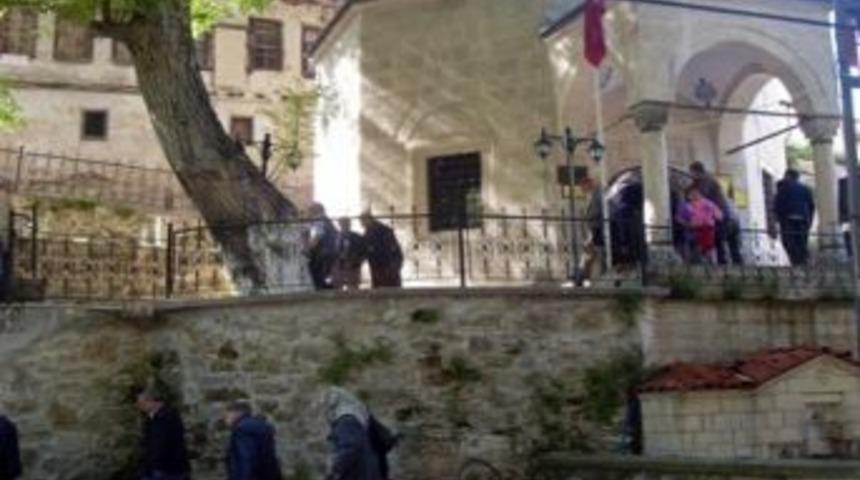 Beyk&ouml;y Belediyesi'nden Akşemsettin Hazretlerini Anma Etkiniği