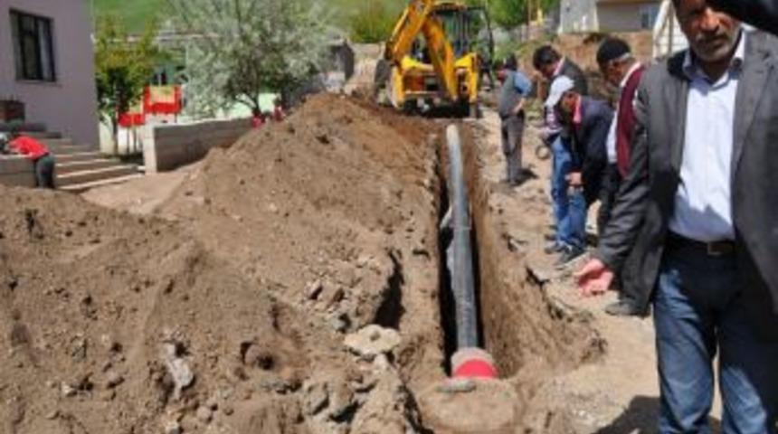 Tatvan'da Altyapı &Ccedil;alışmaları