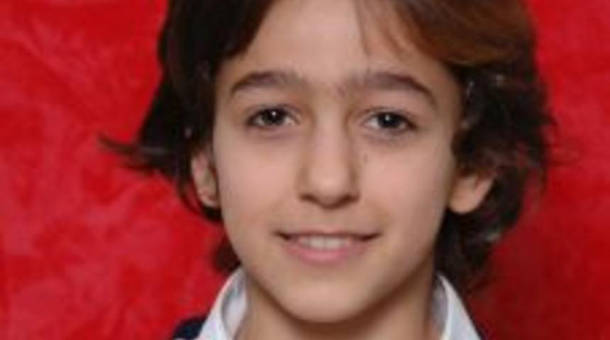 İlköğretim öğrencisi Melike  Türkiye üçüncüsü