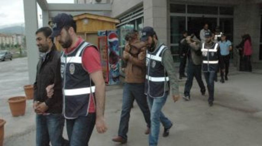 Kırşehir Merkezli 10 Ilde Ka&ccedil;ak Akaryakıt Şebekesine Operasyon