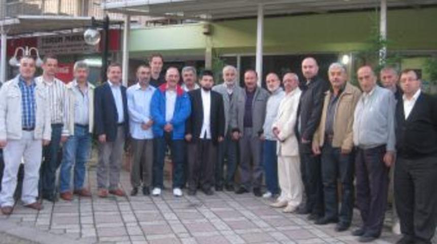 Başkan Doğan, Sabah Namazını Yenidoğan'da Kıldı