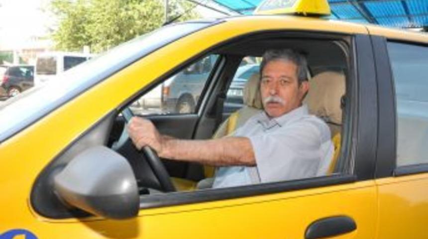 Barışık'tan "korsan taksi yasası" teşekk&uuml;r&uuml;