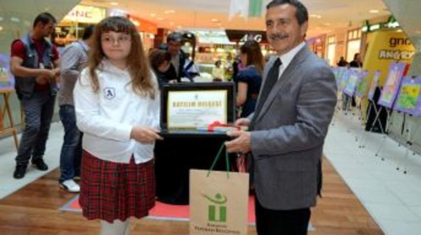 "hayvan Sevgisi" Konulu Resim Yarışması Sonu&ccedil;landı