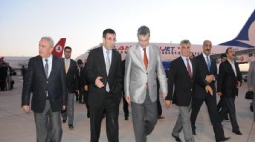 Hilvan'ın Su Sorununu Atat&uuml;rk Barajı &Ccedil;&ouml;zecek