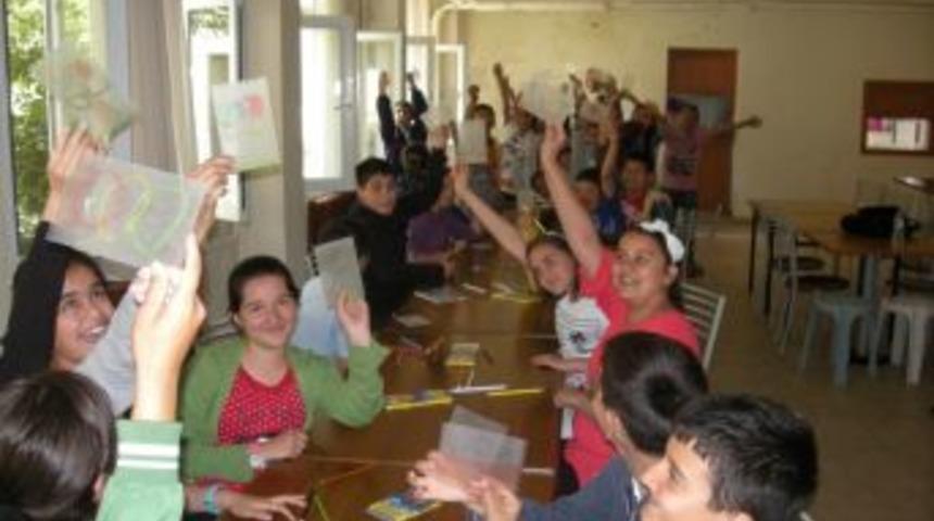 Arkadaşım Bienali Eceabat'ta