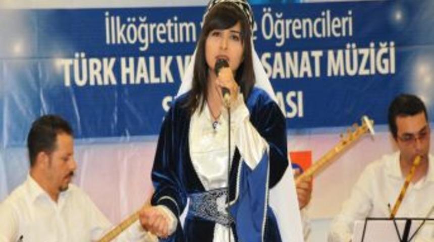 Vali Coş: Gen&ccedil;ler Halk Ve Sanat M&uuml;ziklerinden Yeterince Nasiplenmiyor