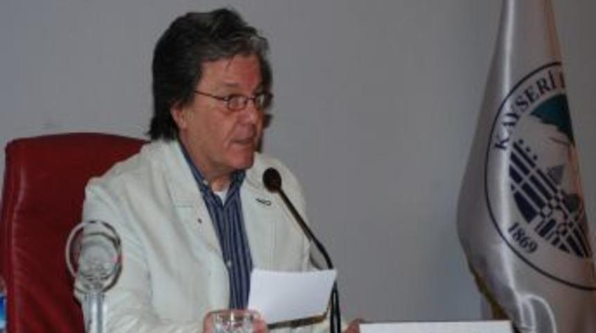 Festival'de Perde Kapanıyor