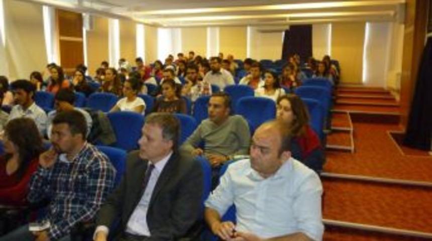 Ne&uuml; 3. Erasmus Ve Farabi Programları Bilgilendirme Toplantısı Yapıldı