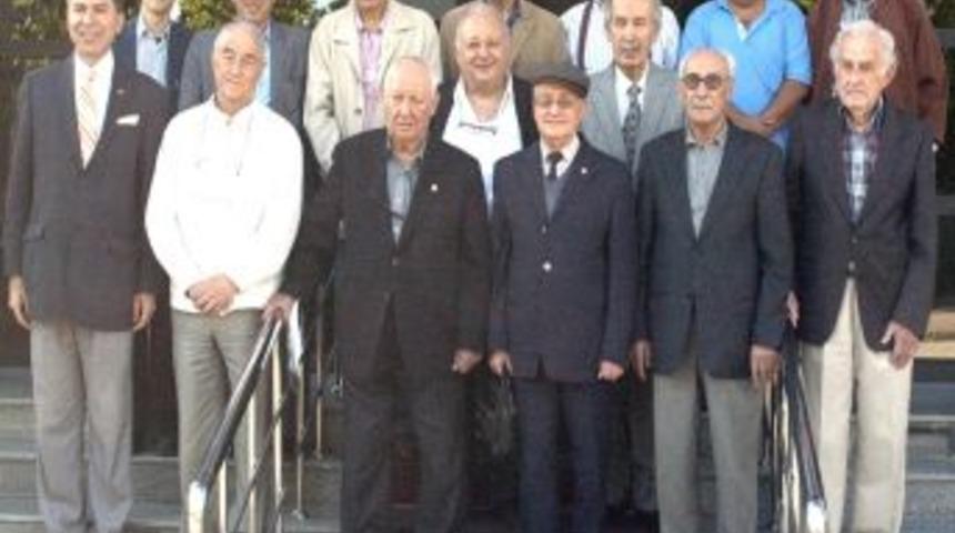 Gen&ccedil;lerbirliği'nde İlk Divan Kurulu Toplantısı Ger&ccedil;ekleştirildi