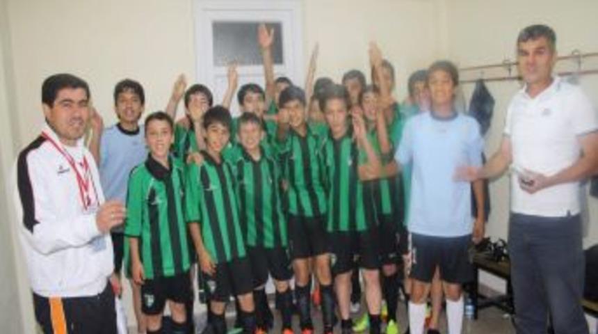 Bu &Ccedil;ocuklar Gol Makinası