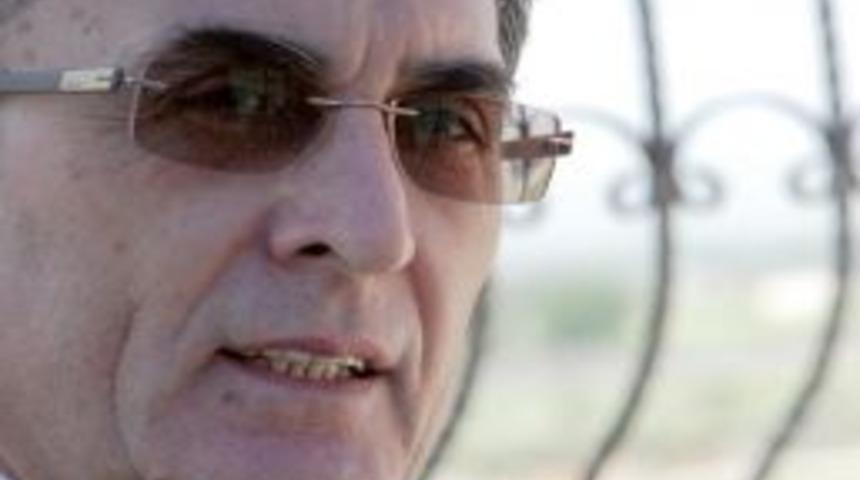 Rekt&ouml;r Karaaslan: &Ouml;ğretim &Uuml;yesi Bulamıyoruz