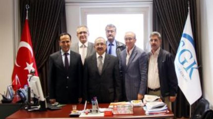 Uosb Y&ouml;netimi Sgk İl M&uuml;d&uuml;rl&uuml;ğ&uuml;n&uuml; Ziyaret Etti