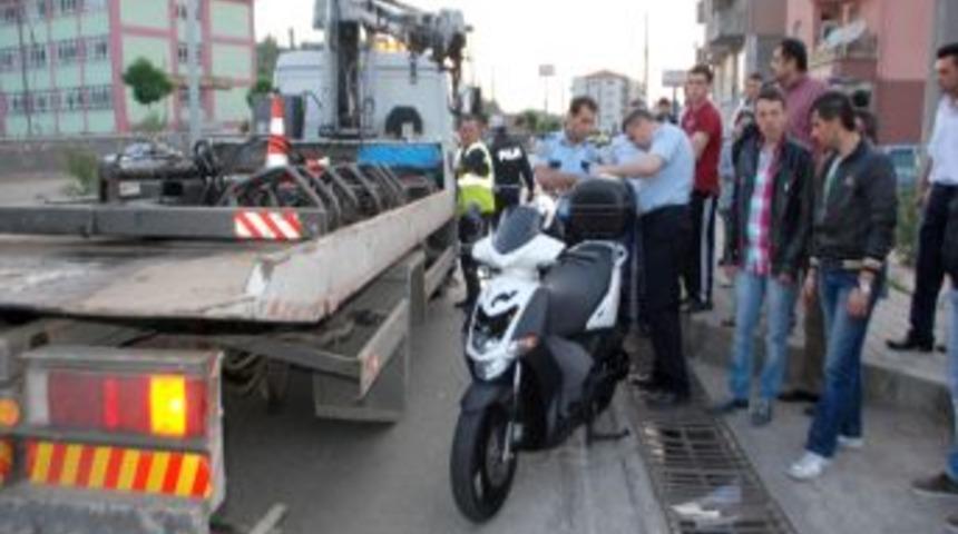 'Milyoncu Ferdi'ye Kaldırım &Ccedil;arptı