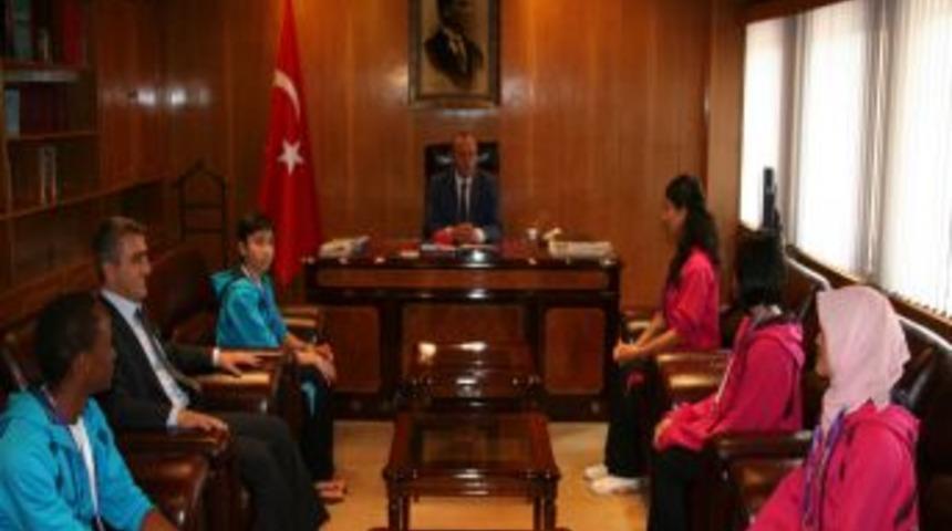 Vali Kızılcık: T&uuml;rk&ccedil;e Olimpiyatları D&uuml;nya Barışına Ve Hoşg&ouml;r&uuml;ye Katkı Sağlıyor