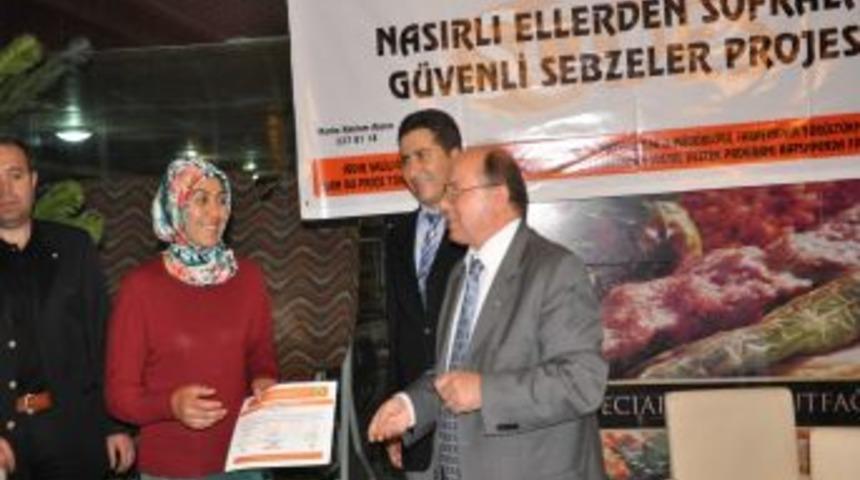 Iğdır'da "nasırlı Ellerden Sofralara G&uuml;venli Sebzeler" Projesi