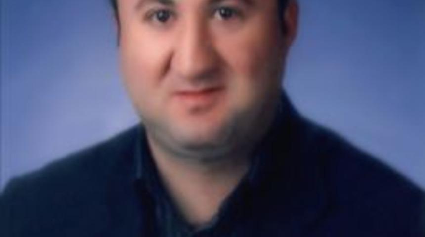 Oğlunun Anısına K&ouml;ye K&uuml;t&uuml;phane Kurdu