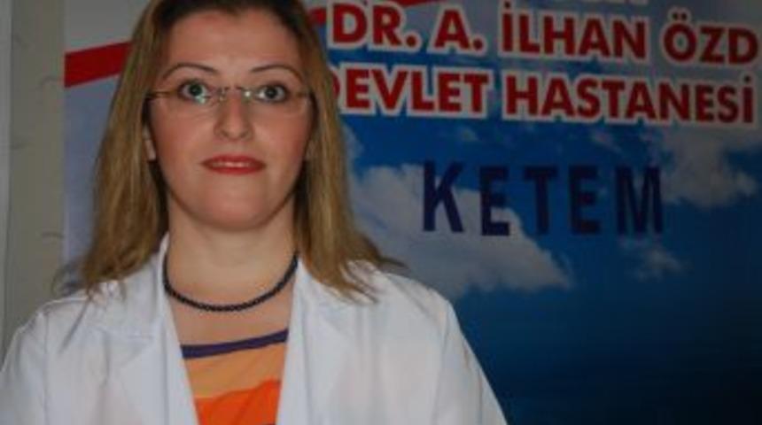 D&uuml;nya T&uuml;t&uuml;ns&uuml;z G&uuml;n&uuml;