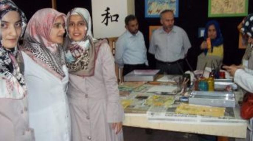 İmam Hatip Lisesi'nde Ebru Sanatı Sergisi