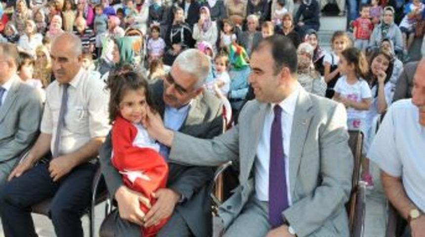 Karak&ouml;pr&uuml; Belediyesinden Anaokulu &Ouml;ğrencilerine Y&ouml;nelik Şenlik