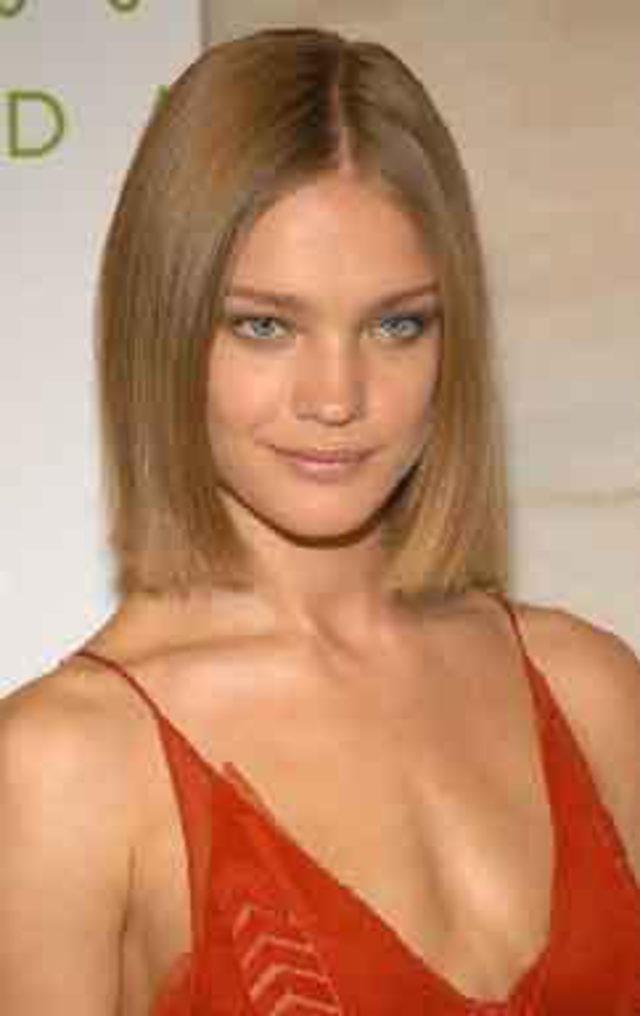 EV SAHİBİNİN KIZI SAYESİNDE &Uuml;NL&Uuml; OLDU 22