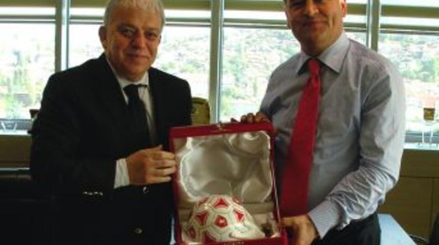 Hut'tan Karanfil'e Ziyaret