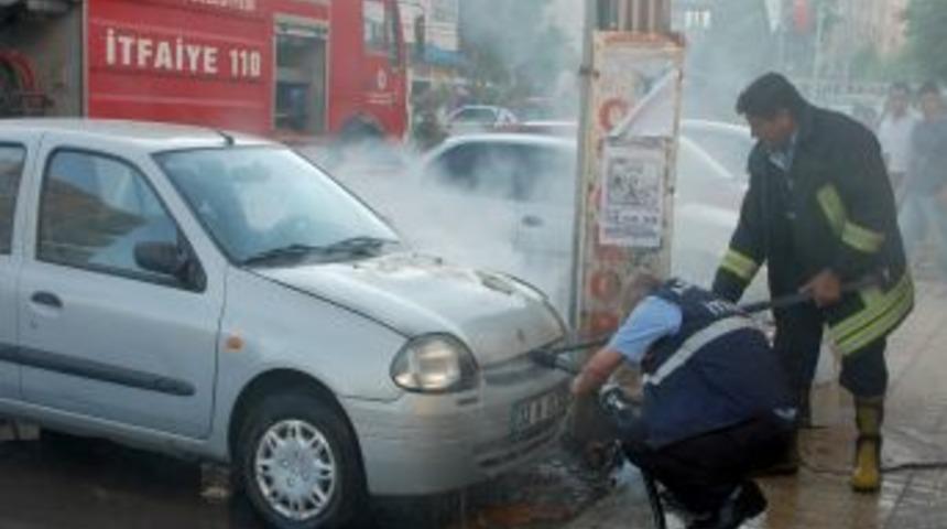 Mangal K&ouml;zleri Otomobili K&uuml;l Ediyordu