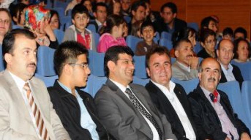 G&uuml;m&uuml;şhane'de 31 Mayıs D&uuml;nya Sigarasız G&uuml;n&uuml; Etkinliği